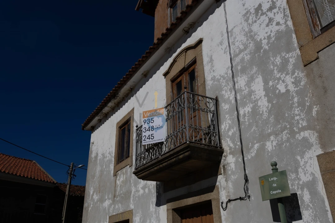 Moradia T7 para Venda em Castro Vicente Foto 5