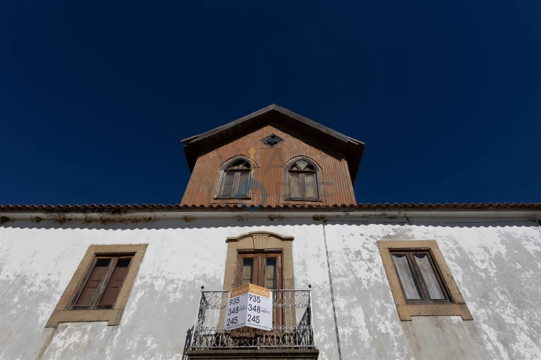 Moradia T7 para Venda em Castro Vicente Foto 3