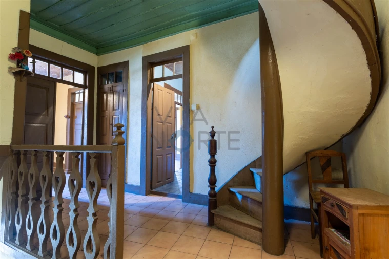 Moradia T7 para Venda em Castro Vicente Foto 25