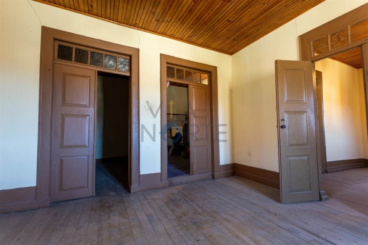 Moradia T7 para Venda em Castro Vicente Foto 19