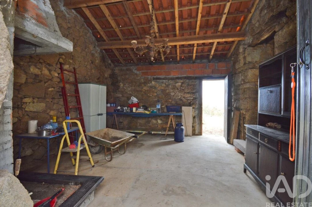 Moradia para Venda em Espinhal Foto 3