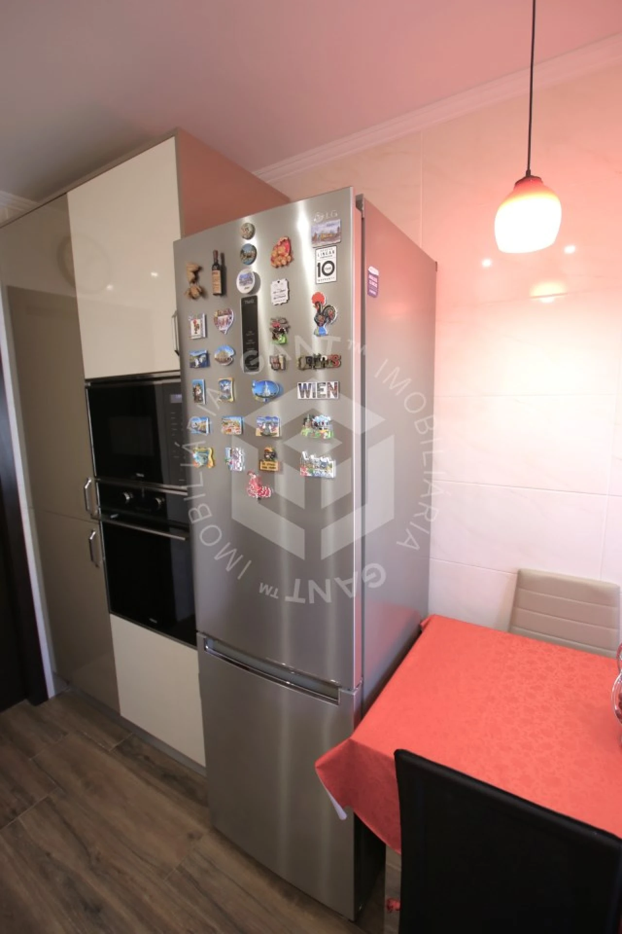 Apartamento T1 para Venda em Laranjeiro e Feijó Foto 8