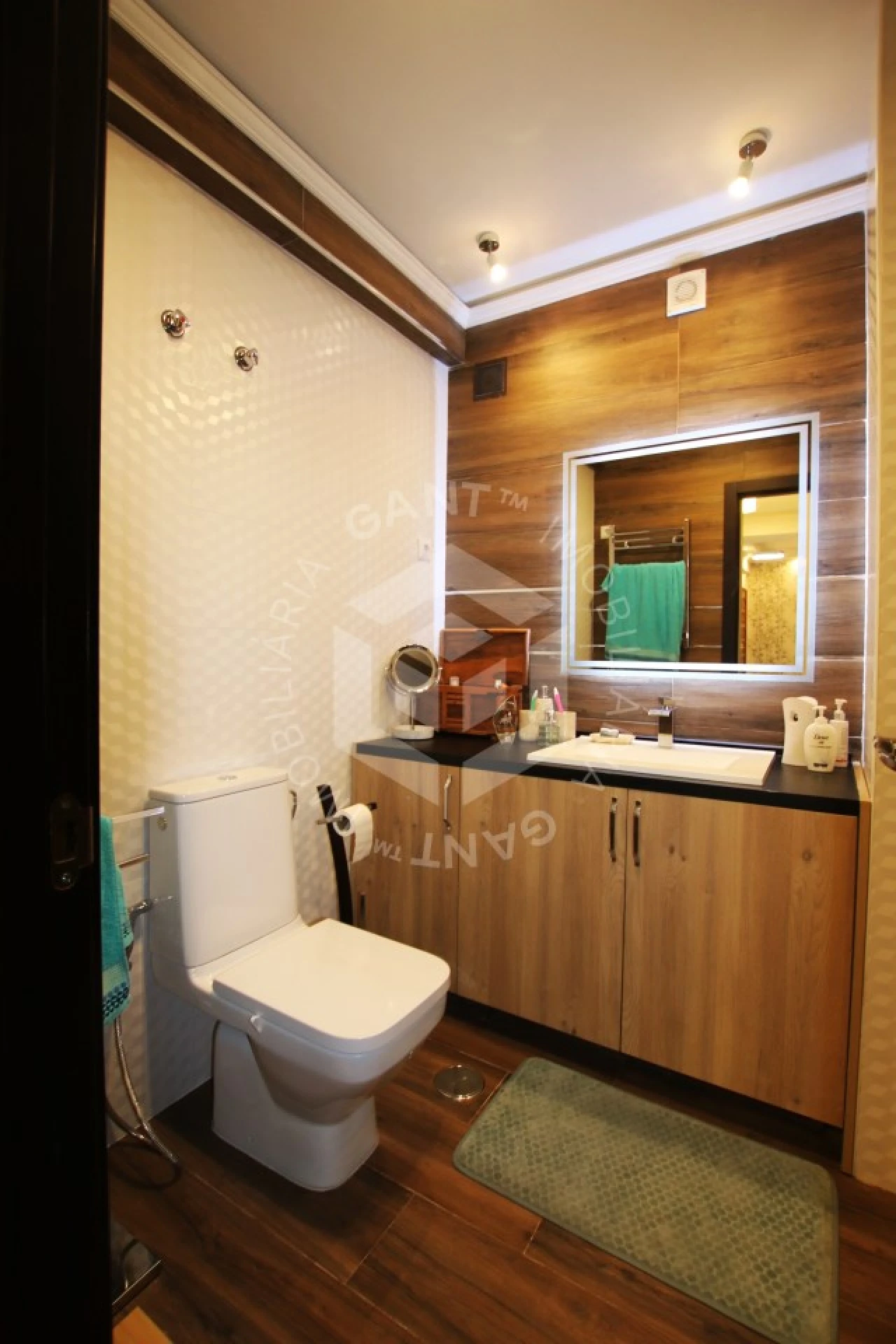 Apartamento T1 para Venda em Laranjeiro e Feijó Foto 17