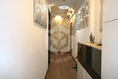 Apartamento T1 para Venda em Laranjeiro e Feijó