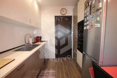 Apartamento T1 para Venda em Laranjeiro e Feijó