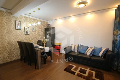 Apartamento T1 para Venda em Laranjeiro e Feijó