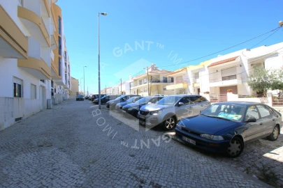 Apartamento T1 para Venda em Laranjeiro e Feijó