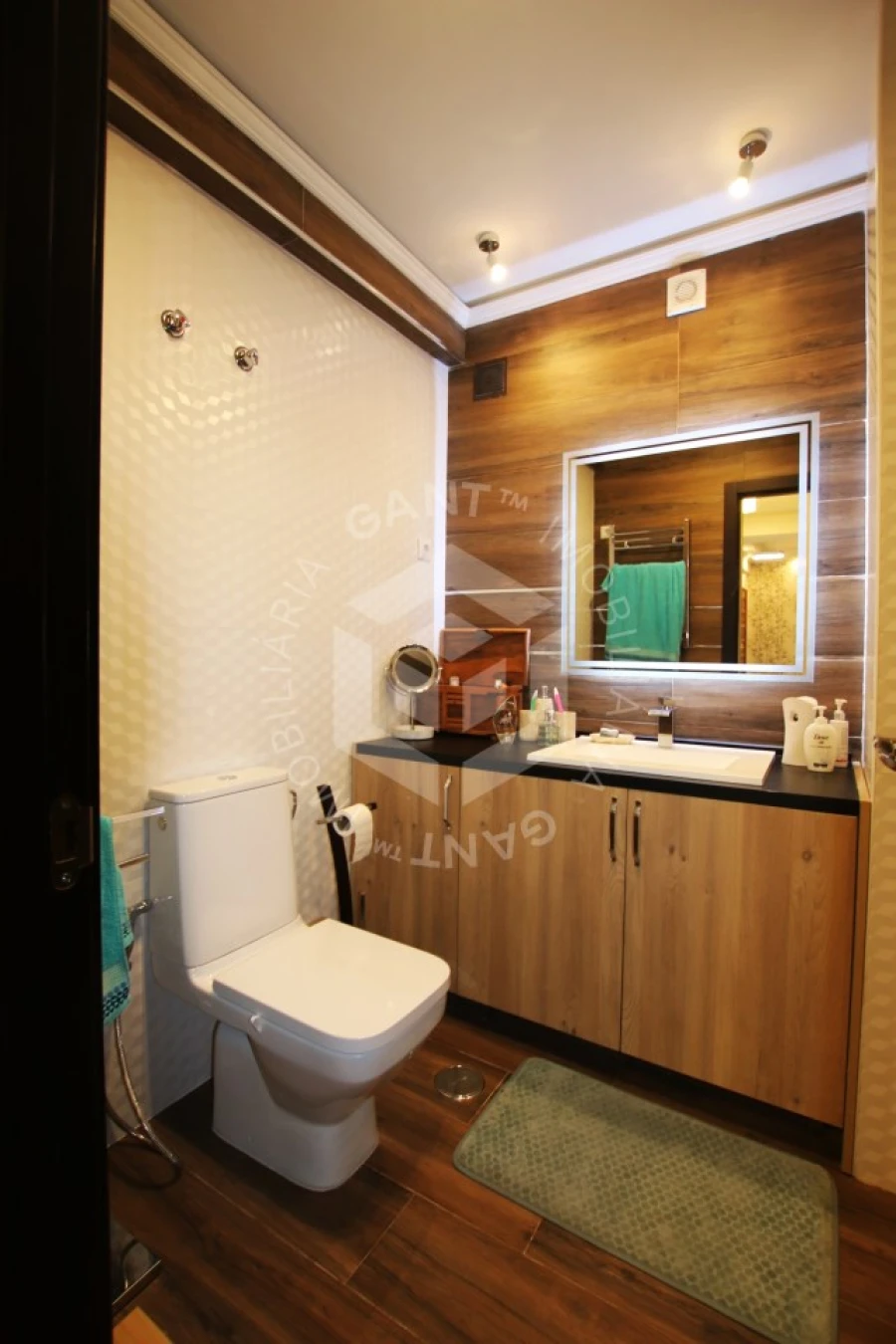 Apartamento T1 para Venda em Laranjeiro e Feijó Foto 17