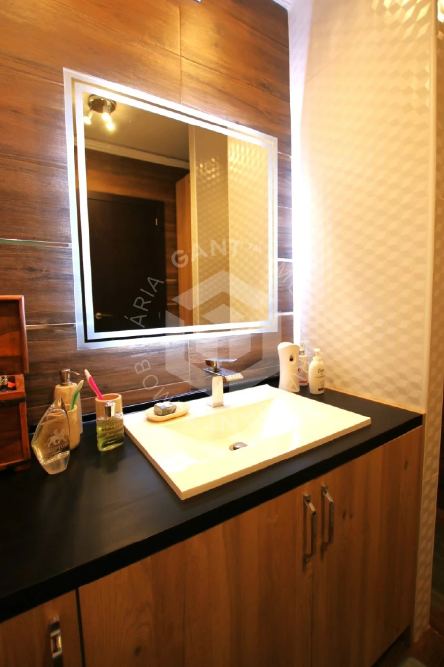 Apartamento T1 para Venda em Laranjeiro e Feijó Foto 22
