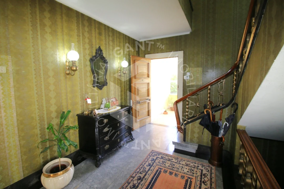 Moradia T7 para Venda em Alvalade Foto 8