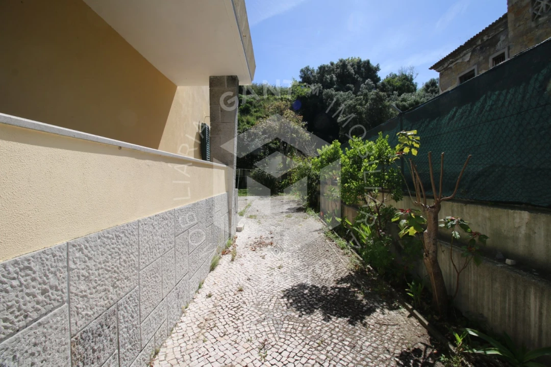 Moradia T7 para Venda em Alvalade Foto 93