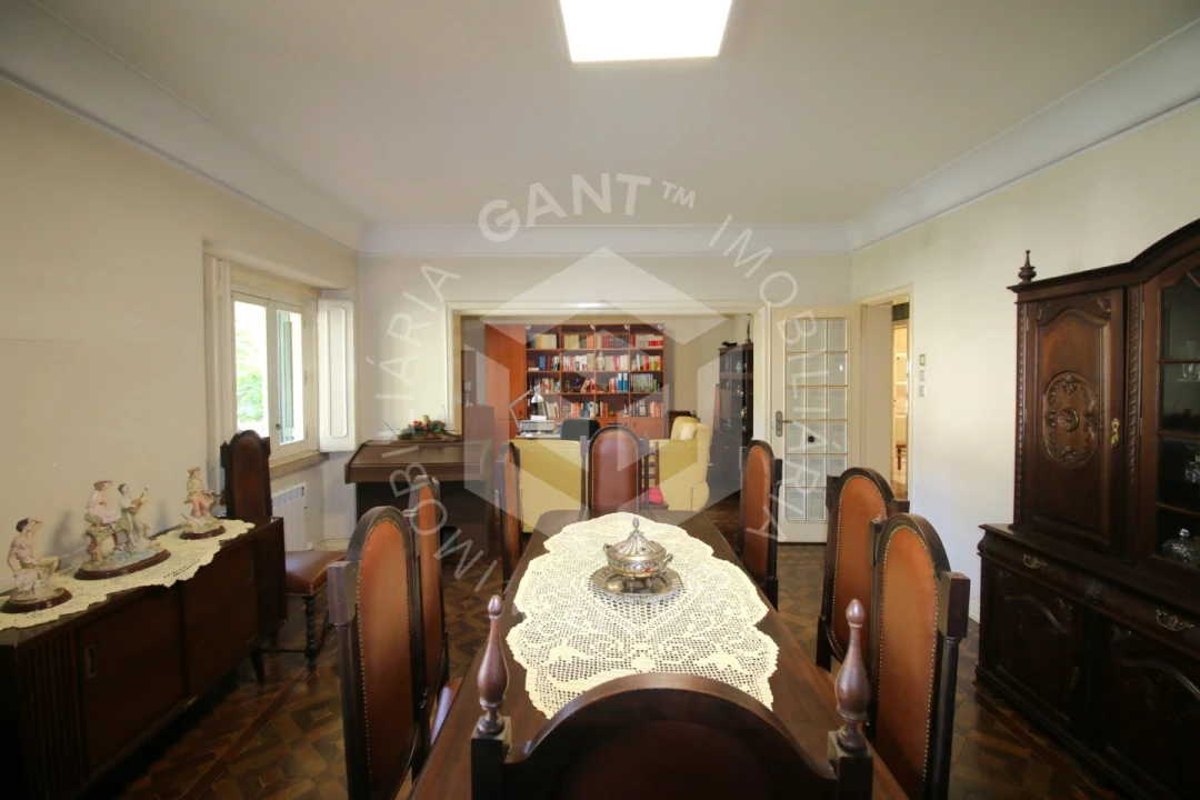 Moradia T7 para Venda em Alvalade Foto 27