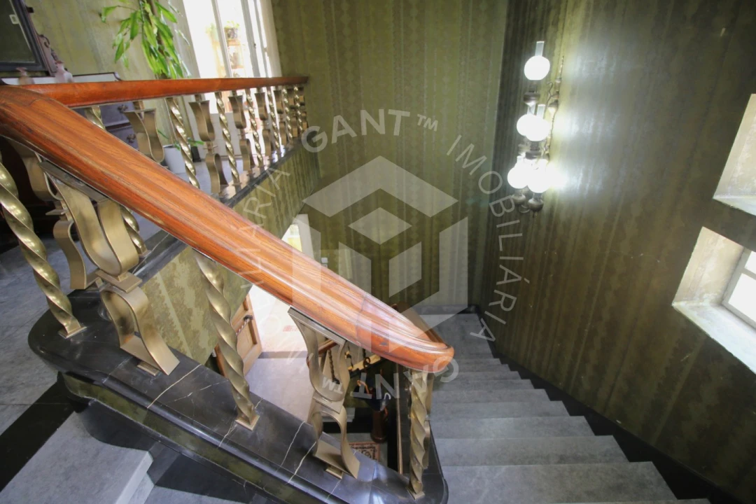 Moradia T7 para Venda em Alvalade Foto 35