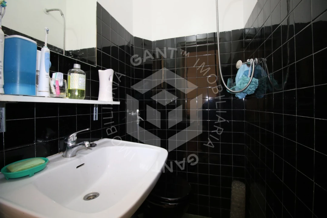 Moradia T7 para Venda em Alvalade Foto 54