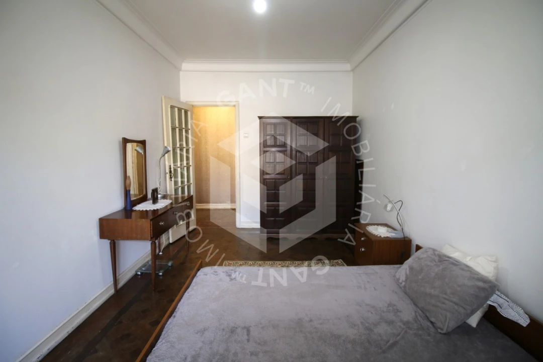 Moradia T7 para Venda em Alvalade Foto 58