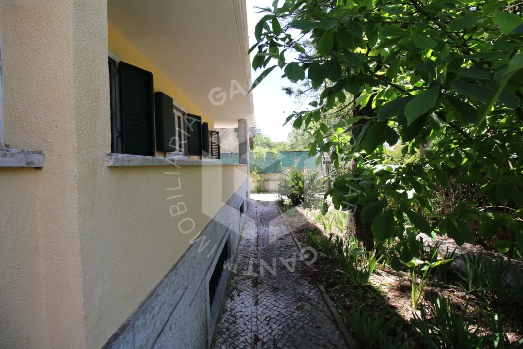 Moradia T7 para Venda em Alvalade Foto 95