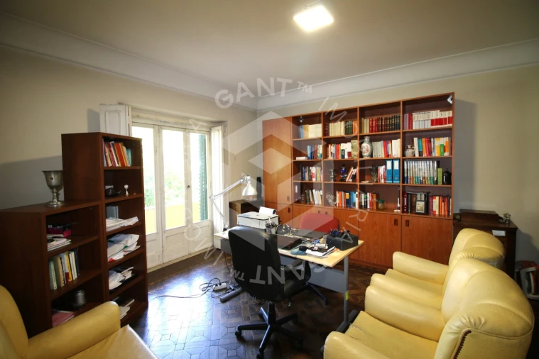 Moradia T7 para Venda em Alvalade Foto 29