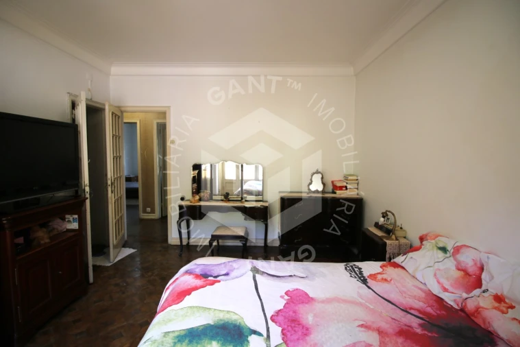 Moradia T7 para Venda em Alvalade Foto 53