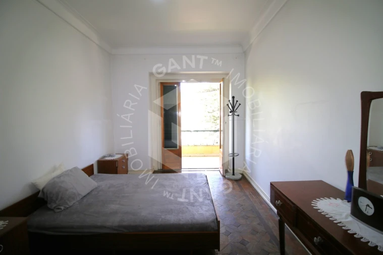 Moradia T7 para Venda em Alvalade Foto 56