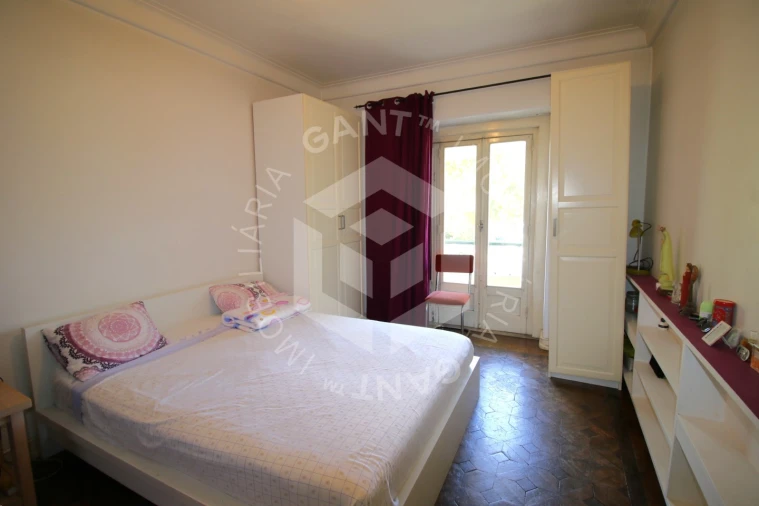 Moradia T7 para Venda em Alvalade Foto 66