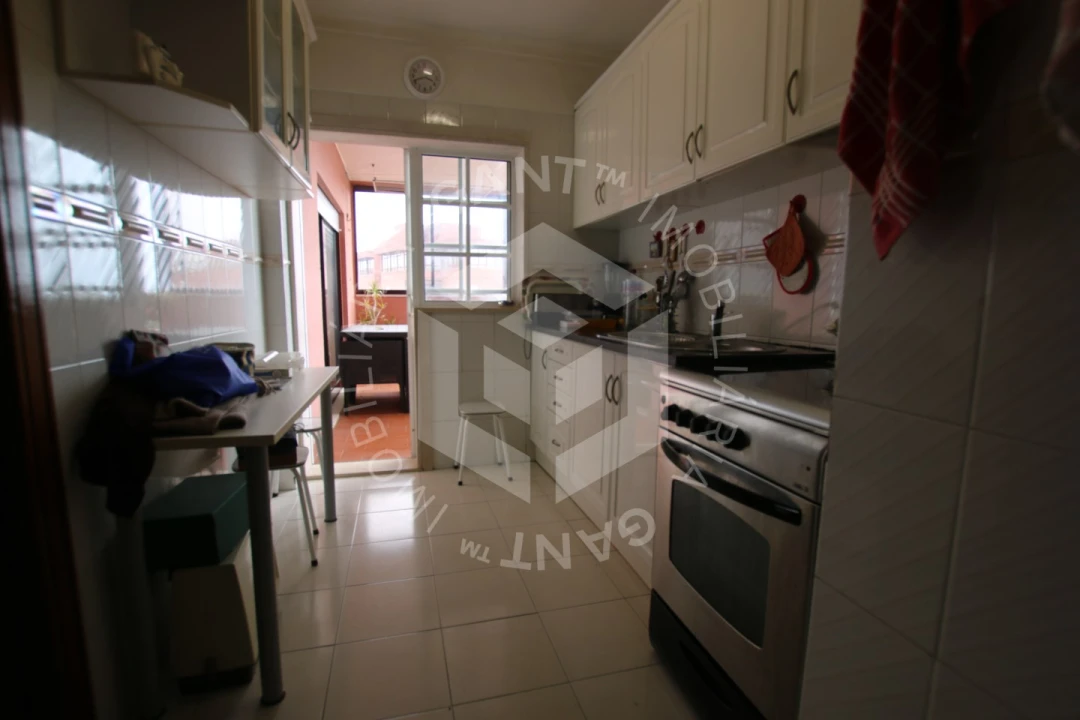 Apartamento T2 para Venda em Costa da Caparica Foto 13