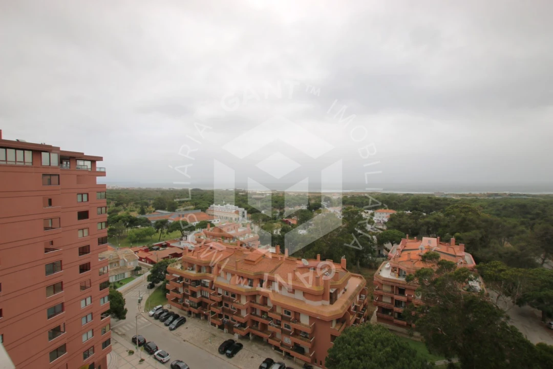 Apartamento T2 para Venda em Costa da Caparica Foto 3