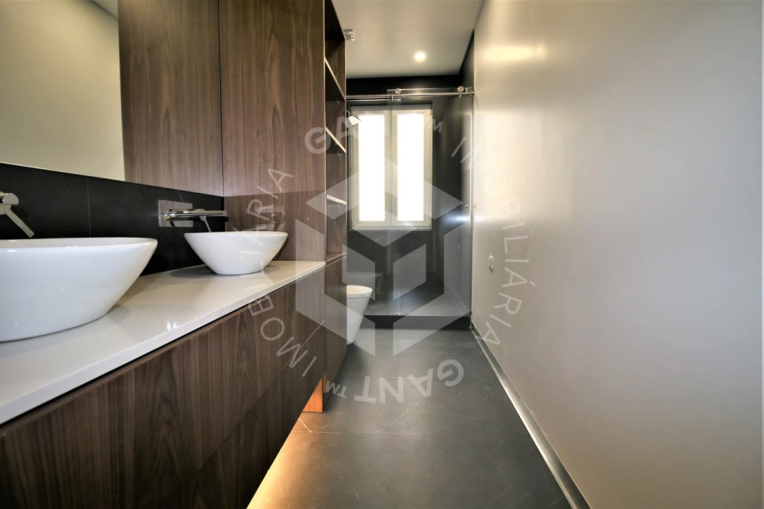 Apartamento T4 para Venda em Areeiro Foto 18