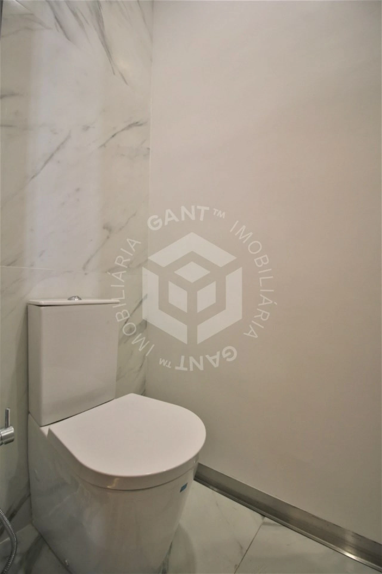 Apartamento T4 para Venda em Areeiro Foto 23