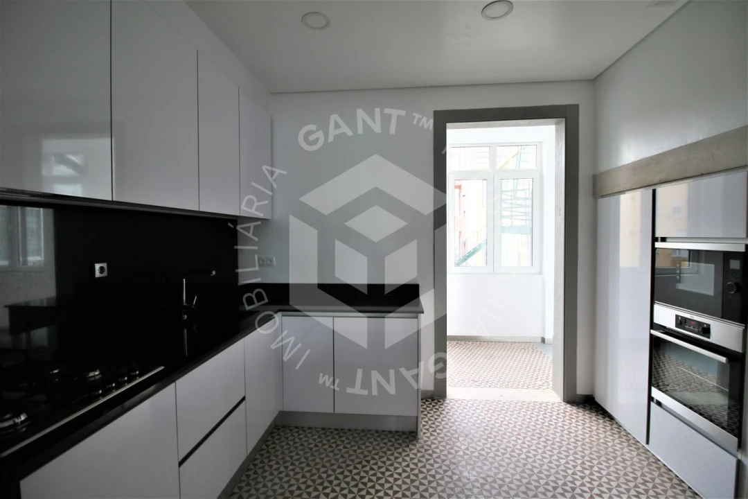 Apartamento T4 para Venda em Areeiro Foto 44