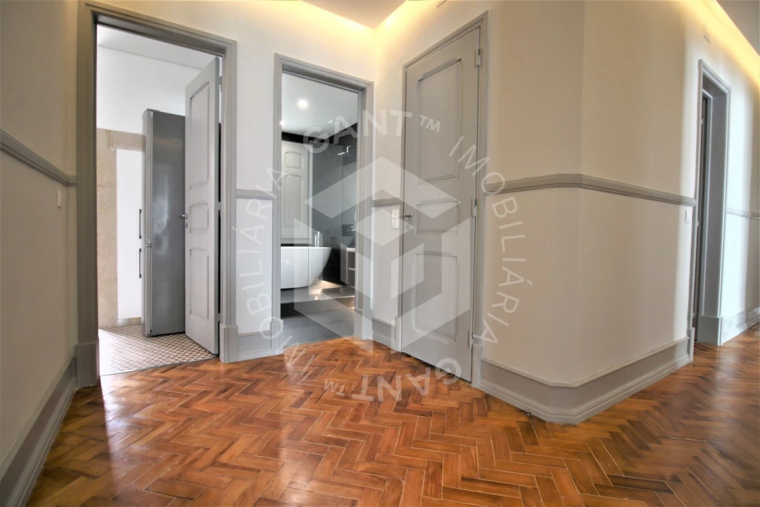 Apartamento T4 para Venda em Areeiro Foto 50