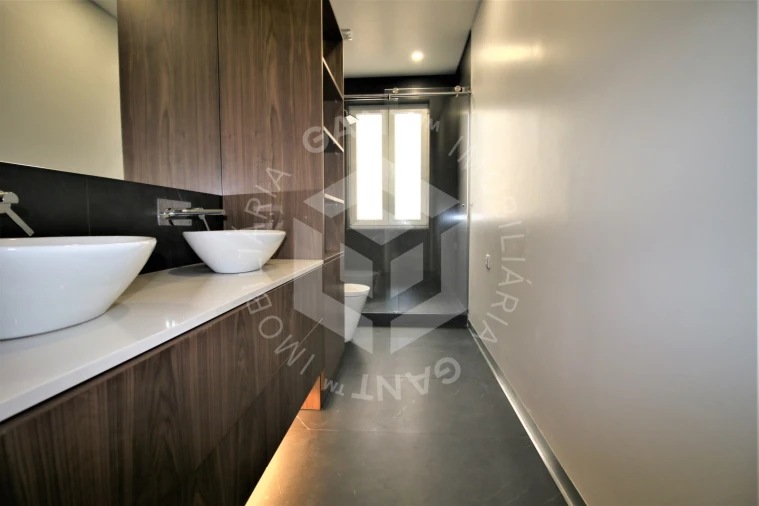 Apartamento T4 para Venda em Areeiro Foto 18