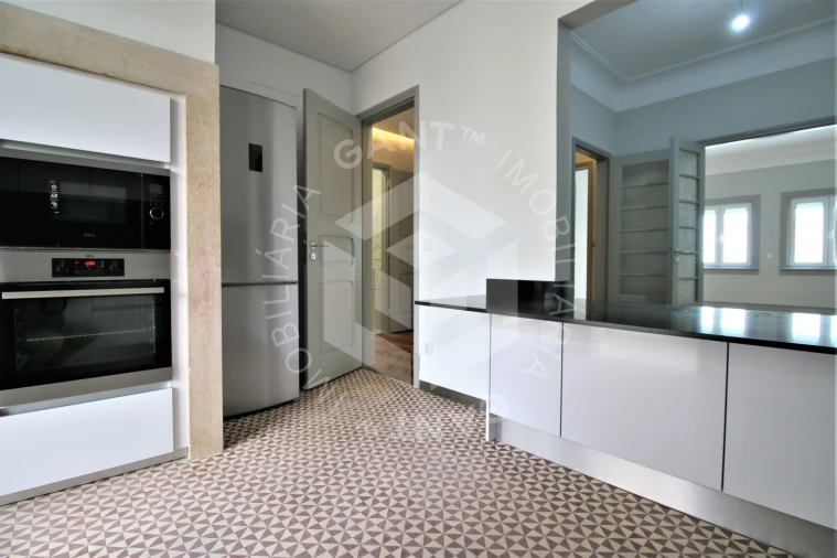 Apartamento T4 para Venda em Areeiro Foto 43