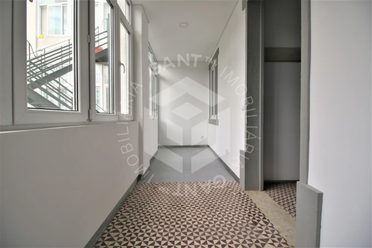 Apartamento T4 para Venda em Areeiro Foto 46