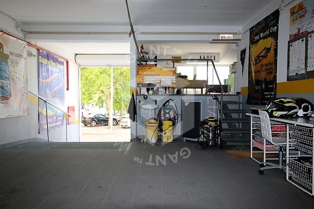 Escritório para Venda em Almada, Cova da Piedade, Pragal e Cacilhas Foto 8