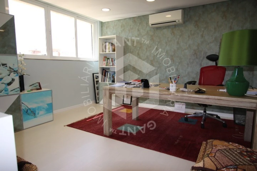 Escritório para Venda em Almada, Cova da Piedade, Pragal e Cacilhas Foto 18