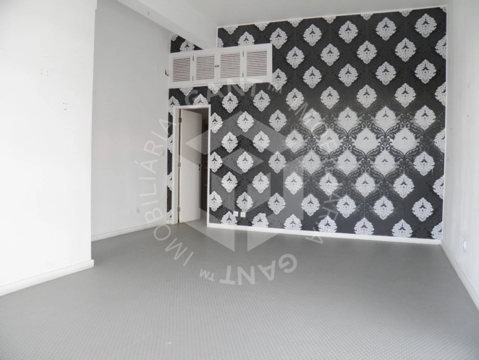 Loja para Venda em Costa da Caparica Foto 2