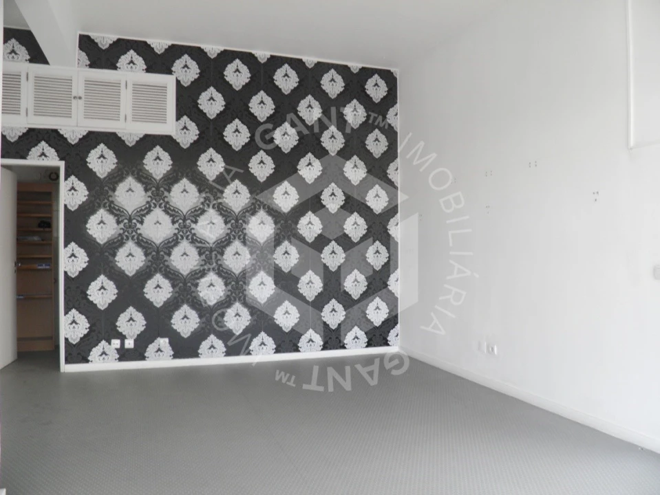 Loja para Venda em Costa da Caparica Foto 3