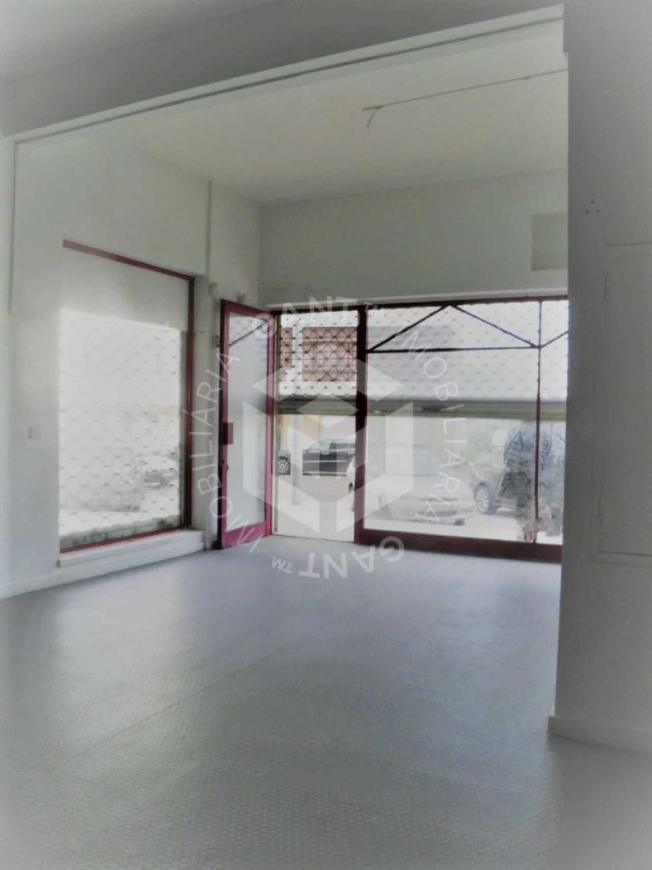 Loja para Venda em Costa da Caparica Foto 5