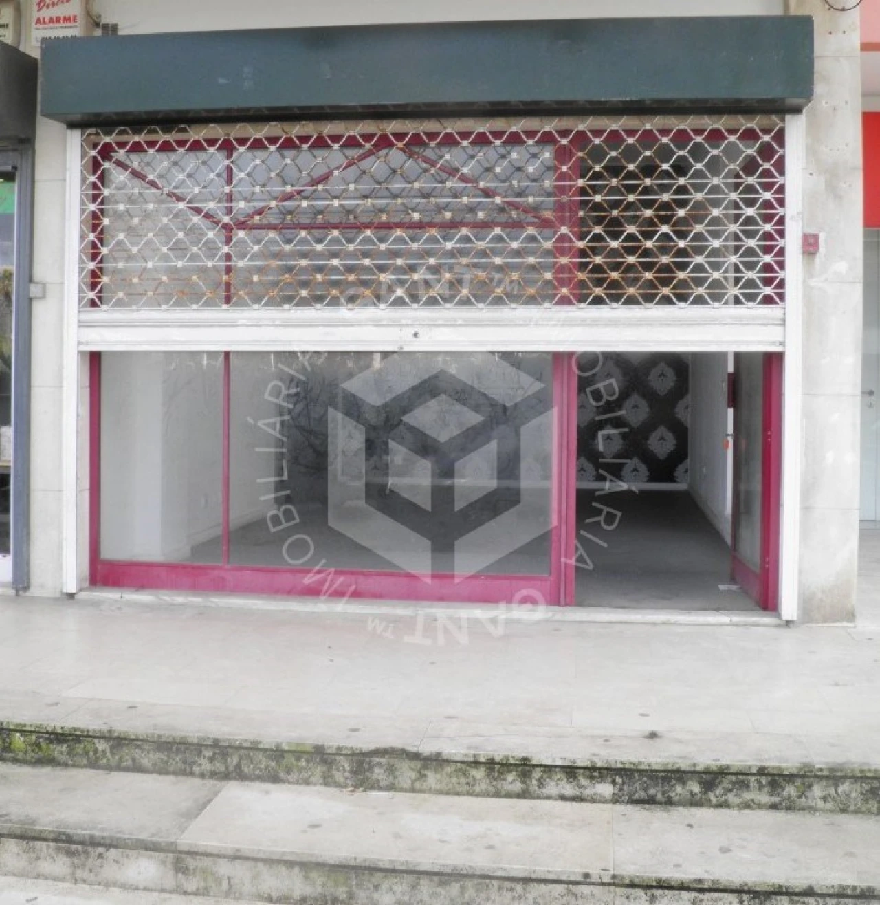 Loja para Venda em Costa da Caparica Foto 9