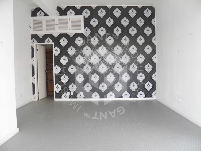 Loja para Venda em Costa da Caparica