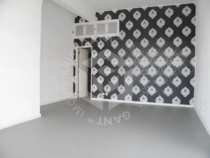 Loja para Venda em Costa da Caparica Foto 2