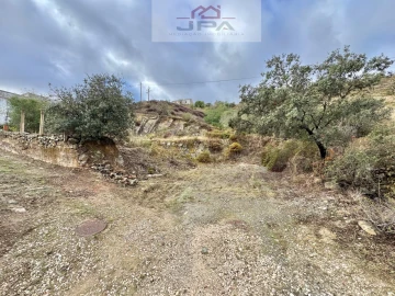 Terreno para Venda em Alcoutim e Pereiro