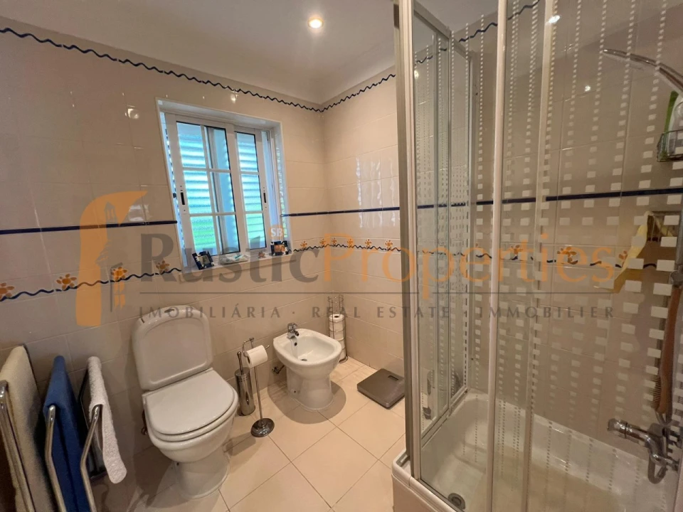 Moradia T4 para Venda em Moncarapacho e Fuseta Foto 8