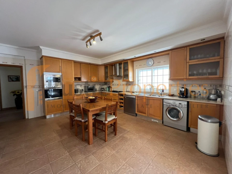 Moradia T4 para Venda em Moncarapacho e Fuseta Foto 9