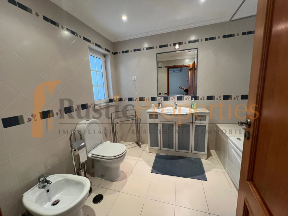 Moradia T4 para Venda em Moncarapacho e Fuseta Foto 19