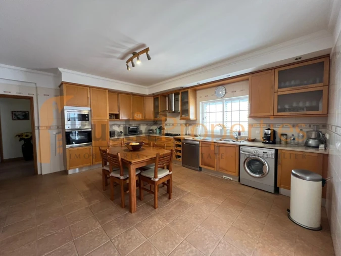 Moradia T4 para Venda em Moncarapacho e Fuseta Foto 9