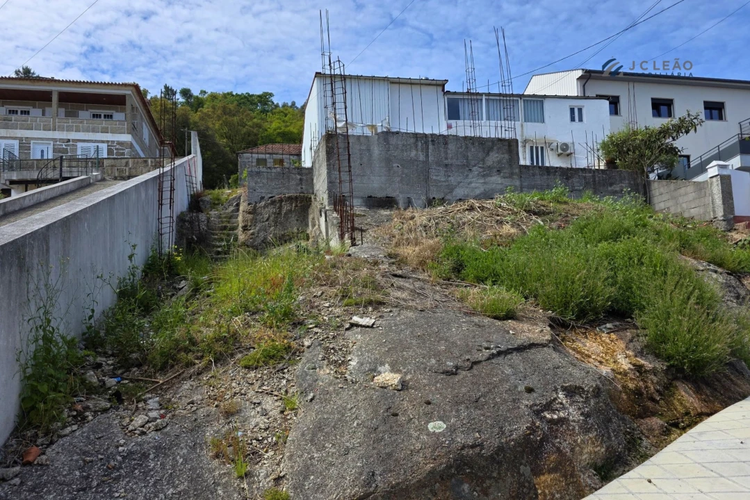 Terreno para Venda em Baltar Foto 5