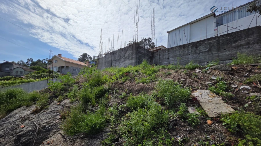 Terreno para Venda em Baltar