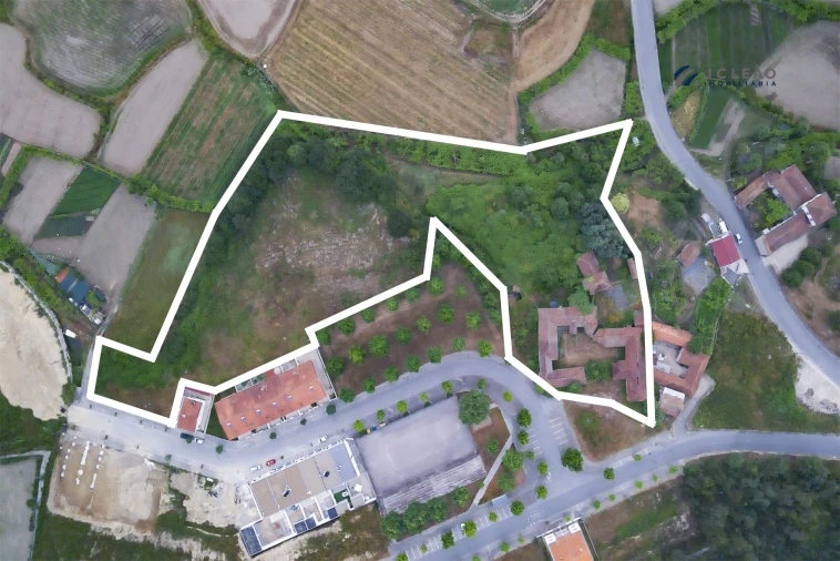 Quinta T0 para Venda em Paredes Planta 1