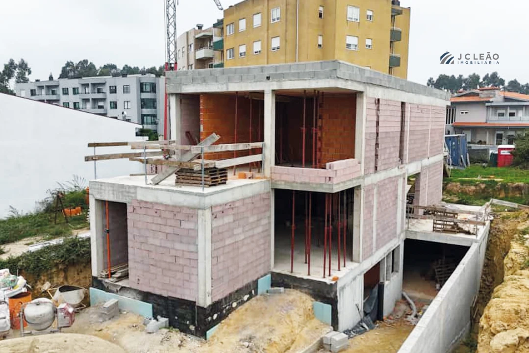 Moradia T4 para Venda em Vila Nova da Telha Foto 24